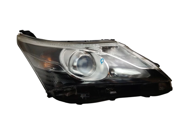 LAMPA PRAWY PRZÓD TOYOTA AVENSIS T27 LIFT (2012-2015) 1.8 VALVEMATIC 147KM
