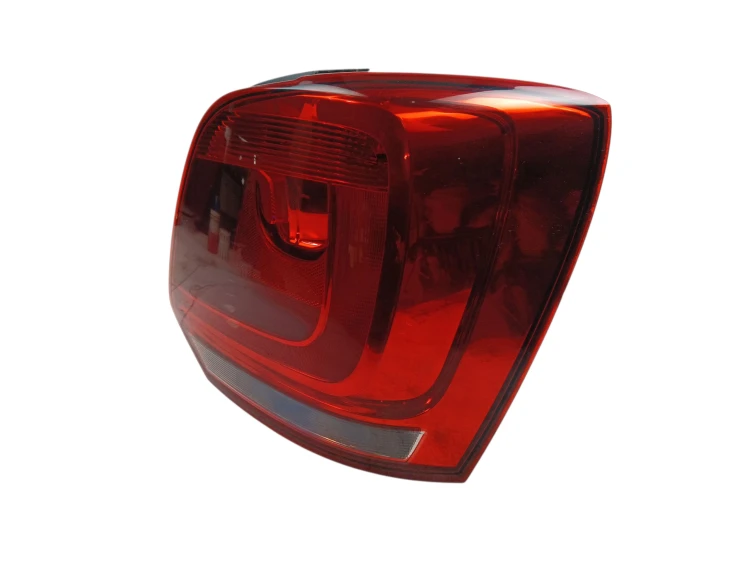 LAMPA PRAWY TYŁ VOLKSWAGEN POLO V 6R (2009-2014) 1.2 12V 70KM 6R0945096A