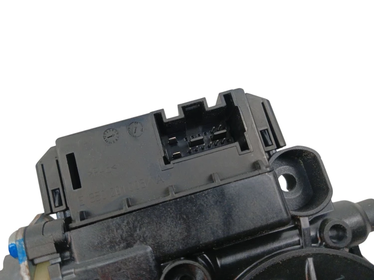 MODUŁ SILNICZEK SZYB LEWY PRZÓD VOLKSWAGEN POLO V 6R (2009-2014) 1.2 12V 70