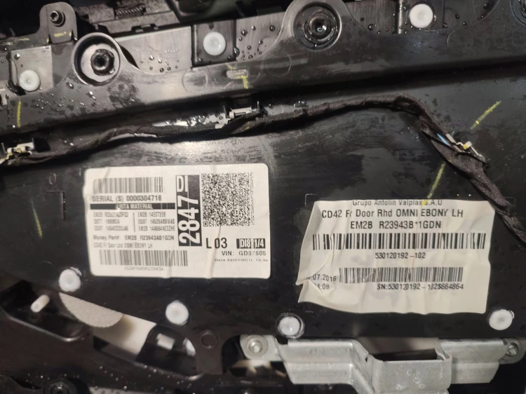 BOCZEK DRZWI LEWY PRZÓD FORD S-MAX MK2 (2015-2019) 2.0 TDCI 150KM EM2B-R238