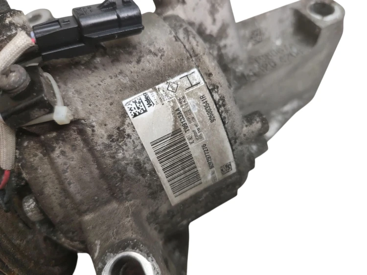 SPRĘŻARKA KLIMATYZACJI DACIA SANDERO II LIFT (2016-2020) 0.9 TCE 90KM 92600