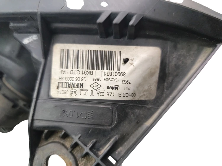 LAMPA LEWY PRZÓD RENAULT LAGUNA III (2007-2010) 2.0 DCI 131KM 260600033R