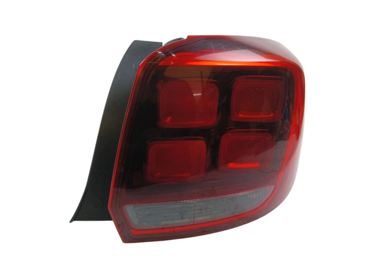 LAMPA PRAWY TYŁ DACIA SANDERO II LIFT (2016-2020) 0.9 TCE 90KM 90113189