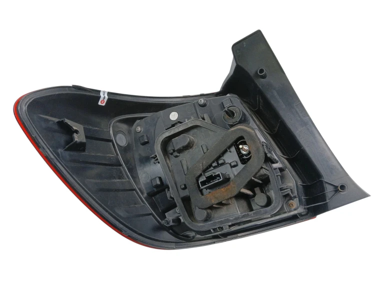 LAMPA PRAWY TYŁ DACIA SANDERO II LIFT (2016-2020) 0.9 TCE 90KM 90113189
