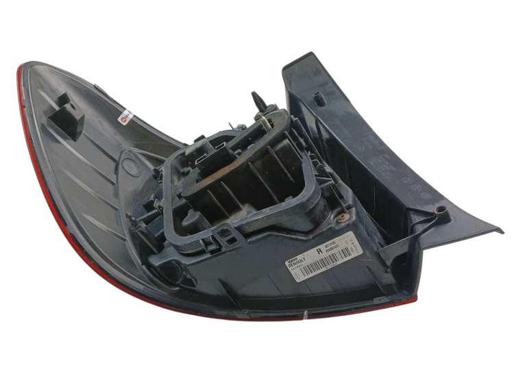 LAMPA PRAWY TYŁ DACIA SANDERO II LIFT (2016-2020) 0.9 TCE 90KM 90113189