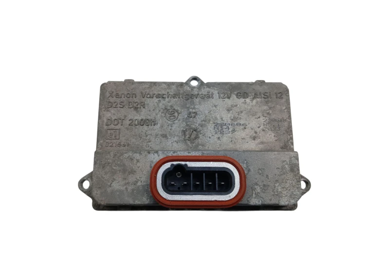 PRZETWORNICA XENON AUDI A6 C6 (2004-2008) 2.7 V6 TDI 180KM 5DV008290
