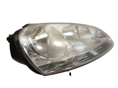 LAMPA PRAWY PRZÓD VOLKSWAGEN JETTA (2005-2010) 1.6 8V 102KM