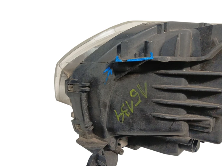 LAMPA PRAWY PRZÓD CITROEN C5 III (2008-2010) 2.0 HDI 140KM 9689037780