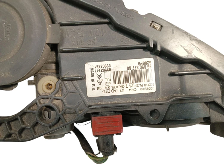 LAMPA PRAWY PRZÓD CITROEN C5 III (2008-2010) 2.0 HDI 140KM 9689037780