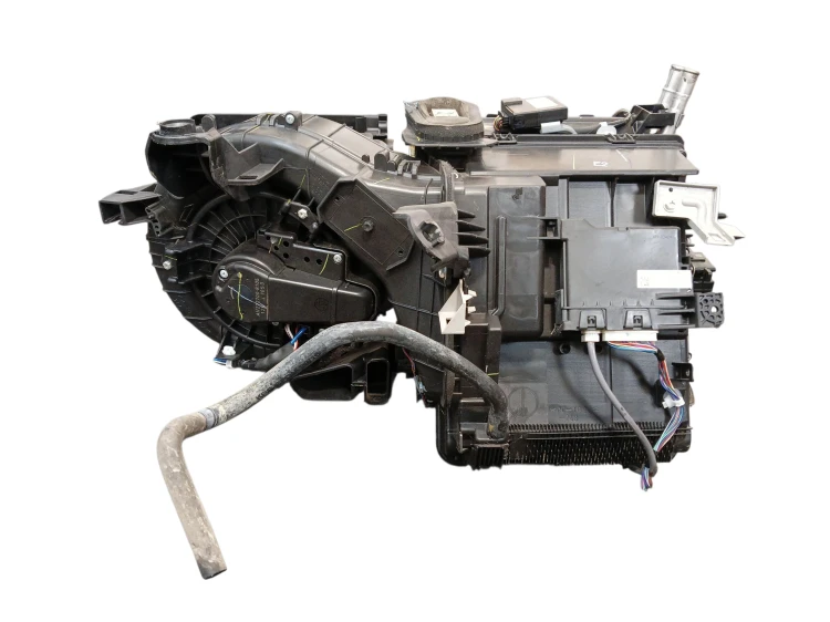 NAGRZEWNICA TOYOTA COROLLA E18 (2013-2016) 1.6 VALVEMATIC 132KM 87010-02C52