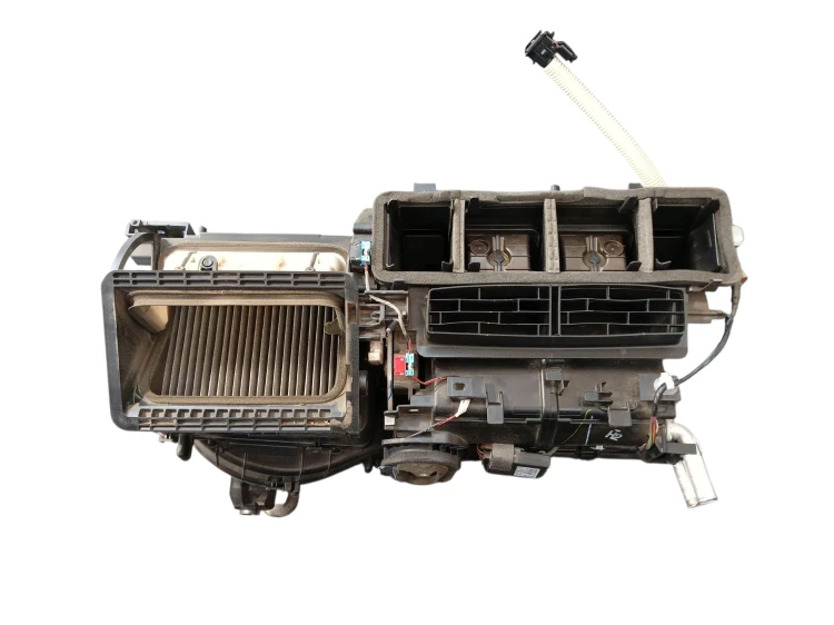 NAGRZEWNICA TOYOTA COROLLA E18 (2013-2016) 1.6 VALVEMATIC 132KM 87010-02C52
