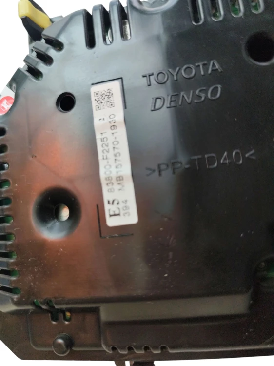 LICZNIK TOYOTA COROLLA E18 (2013-2016) 1.6 VALVEMATIC 132KM 83800-F2251
