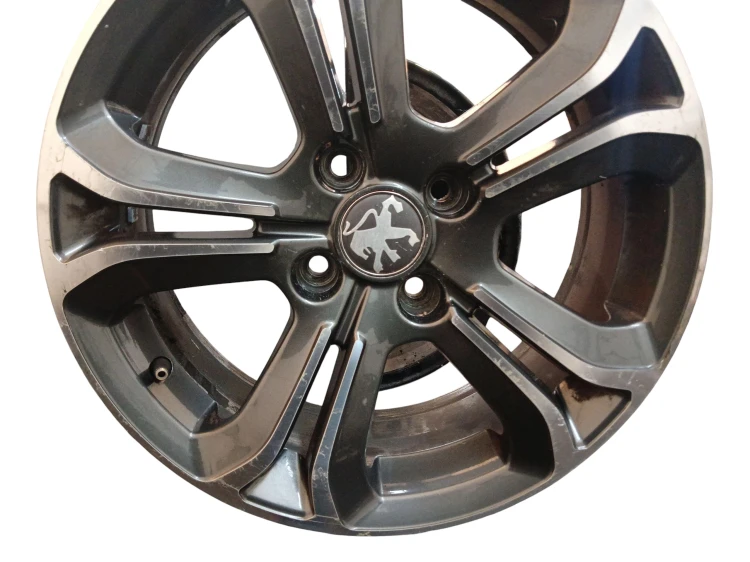 FELGA ALUMINIOWA PEUGEOT 208 I (2012-2015) 1.2 VTI 82KM 9673773677