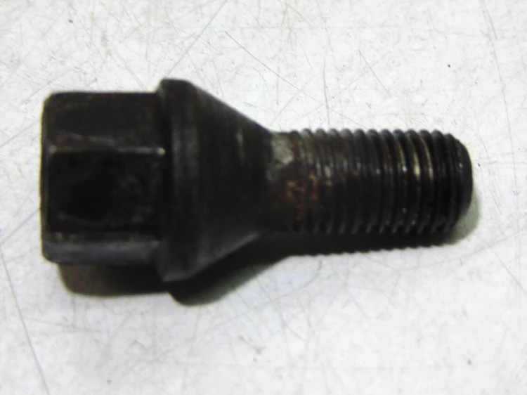 ŚRUBA FELG ALUMINIOWYCH OPEL VECTRA C LIFT(2005-2008)
