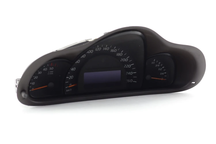 LICZNIK MERCEDES C W203 (2000-2003) 2.2 CDI 143KM A2035408611