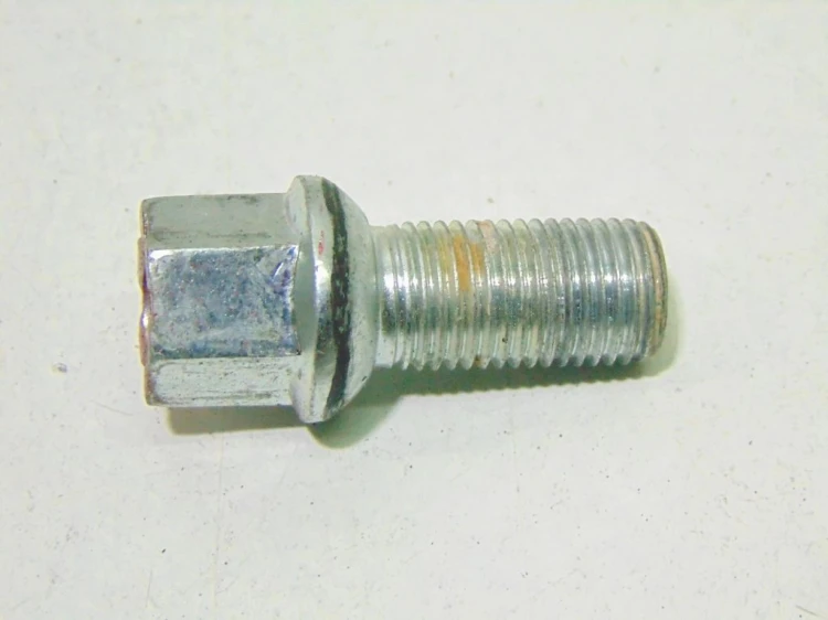 ŚRUBA FELG ALUMINIOWYCH VOLKSWAGEN PASSAT B8