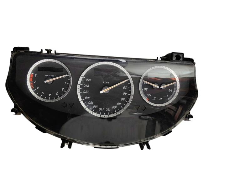 LICZNIK MERCEDES C W204 (2007-2011) 1.8 KOMPRESSOR 184KM