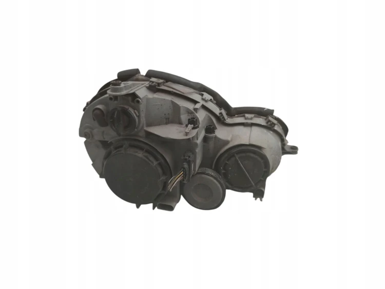 LAMPA LEWY PRZÓD MERCEDES C W203 (2000-2003) 2.0 129KM