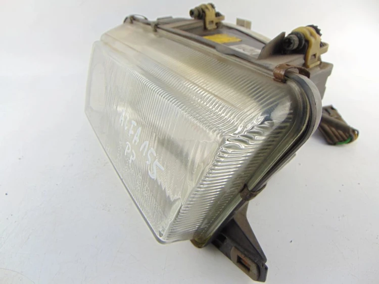 LAMPA PRAWY PRZÓD ALFA ROMEO 155 1.8