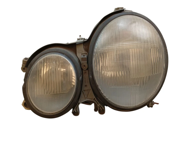 LAMPA LEWY PRZÓD MERCEDES E W210 LIFT (1999-2002) 2.2 CDI 143KM