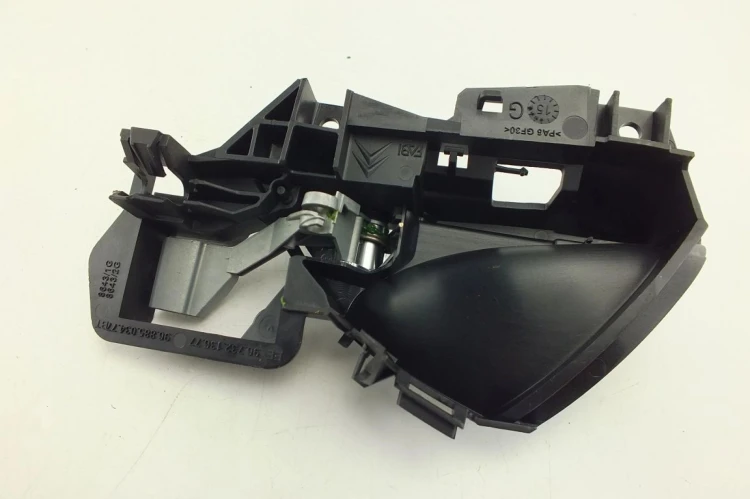 KLAMKA WEWNĘTRZNA LEWY TYŁ CITROEN DS5 (2011-2015) 1.6 HDI 9673213677 96885
