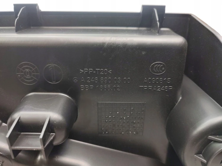 ZESTAW NAPRAWCZY MERCEDES A W176 LIFT (2015-2018) 1.6 CGI 102KM A2468900300