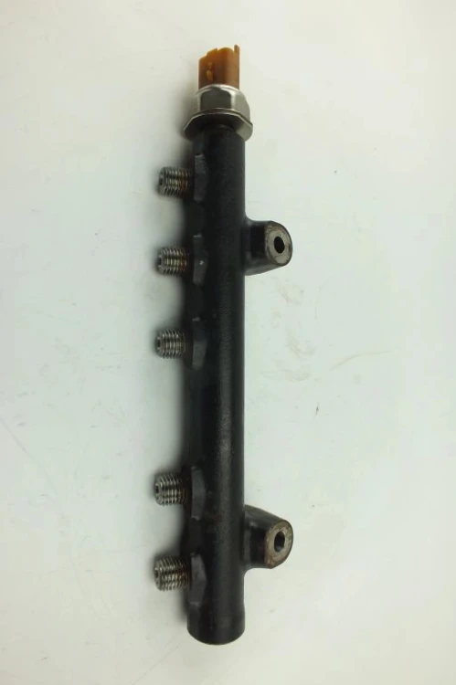 LISTWA WTRYSKOWA CITROEN DS5 (2011-2015) 1.6 HDI 9804776780-00