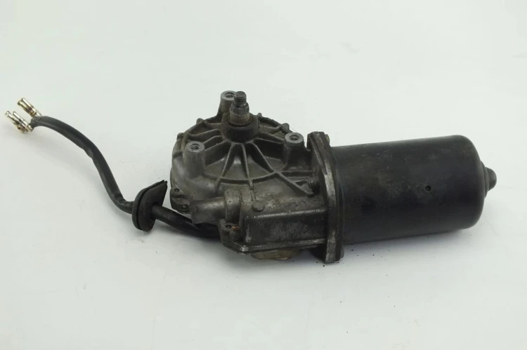 MECHANIZM WYCIERACZEK PRZÓD MERCEDES C W202 1.8 16V 2028205342
