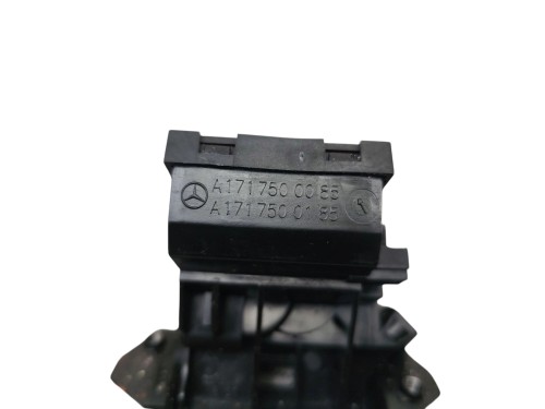 ZAMEK KLAPY BAGAŻNIKA MERCEDES C W203 LIFT (2004-2007) 2.2 CDI 150KM A17175