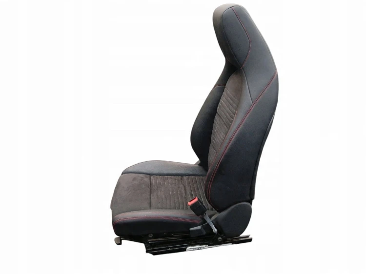 FOTEL PRAWY PRZÓD MERCEDES A W176 LIFT (2015-2018) 1.6 CGI 102KM