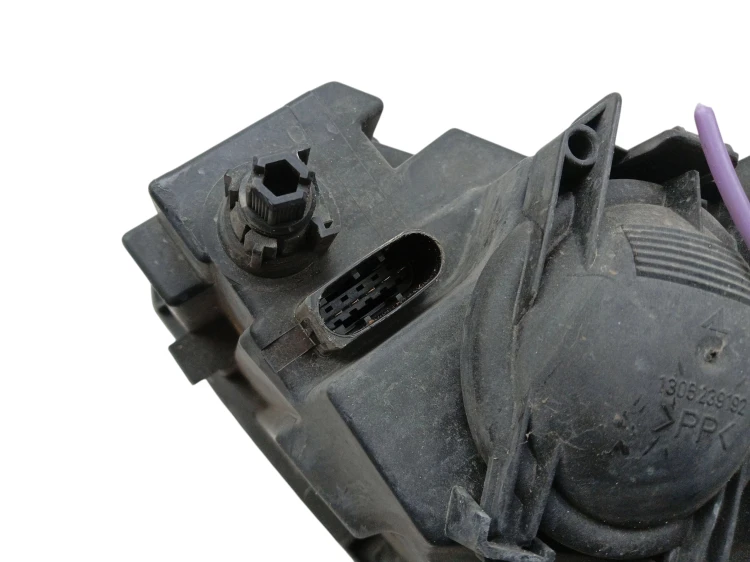 LAMPA PRAWY PRZÓD MERCEDES A W169 (2004-2008) 2.0 CDI 82KM A1698200261