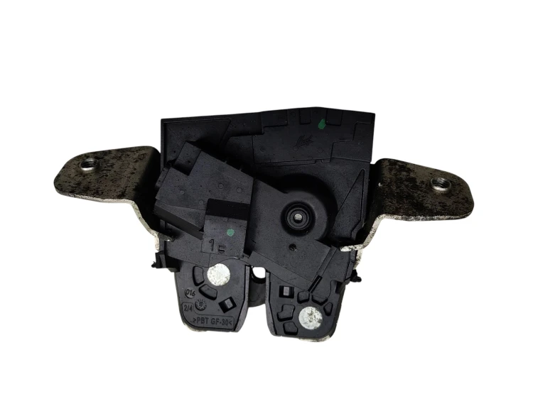 ZAMEK KLAPY BAGAŻNIKA KOMBI MERCEDES C W204 (2007-2011) 2.2 CDI 136KM