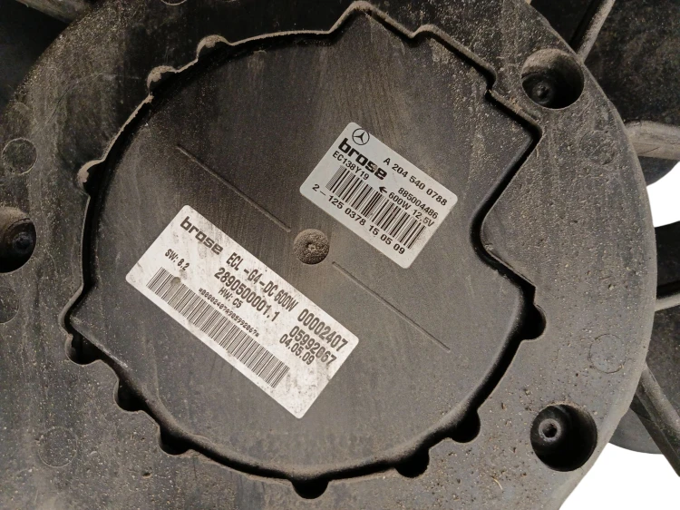 WENTYLATOR CHŁODNICY MERCEDES C W204 (2007-2011) 1.8 KOMPRESSOR 156KM A2045
