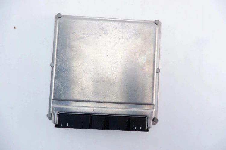 KOMPUTER STEROWNIK SILNIKA MERCEDES E W210 (1995-1999) 2.2 CDI 6121531379