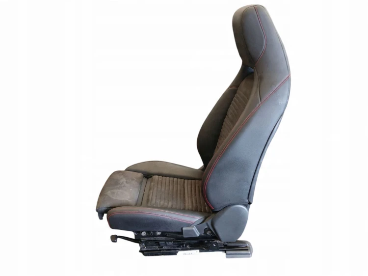 FOTEL PRAWY PRZÓD MERCEDES A W176 LIFT (2015-2018) 2.2 CDI 136KM