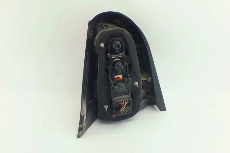 LAMPA PRAWY TYŁ MERCEDES A- W168 1.7 cdi