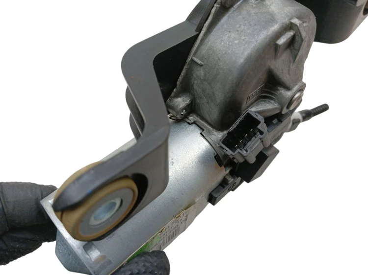 SILNICZEK WYCIERACZKI TYŁ MERCEDES B W245 LIFT (2008-2011) 2.0 CDI 109KM A1