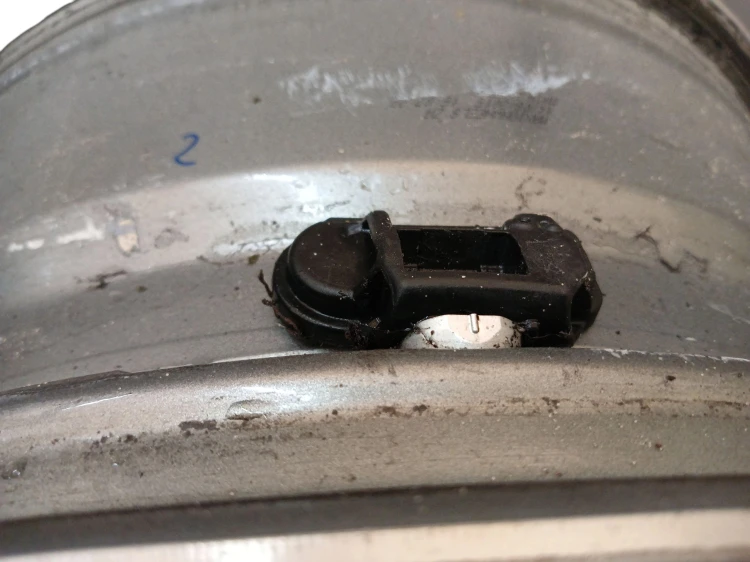 FELGA ALUMINIOWA MERCEDES C W205 (2014-2018) 2.2 CDI 170KM A2054010200