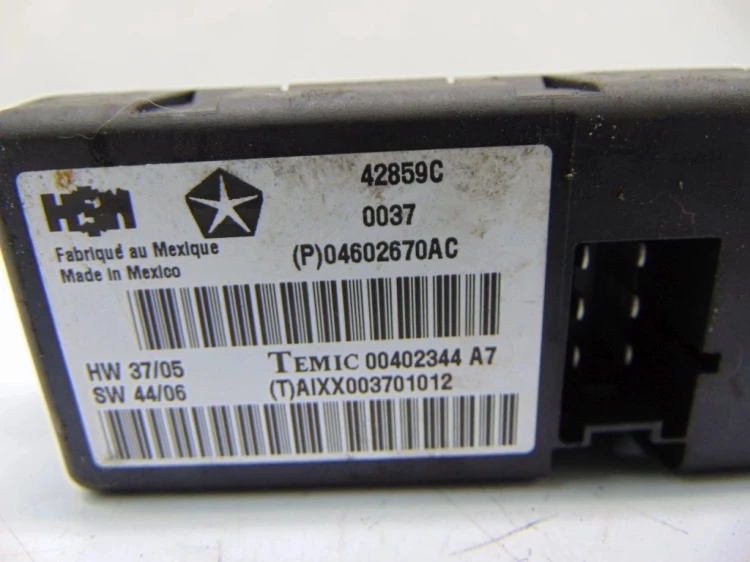 MODUŁ FOTELA CHRYSLER 300C (2004 - 2010) 3.0 CRD 218 KM 04602670AC