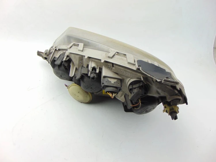 LAMPA PRAWY PRZÓD MERCEDES VANEO W414 1.6