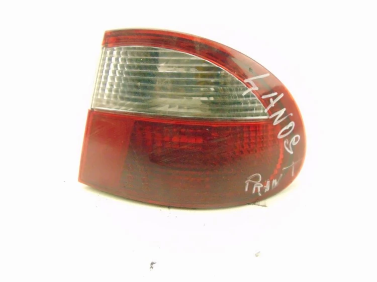 LAMPA PRAWY TYŁ DAEWOO LANOS