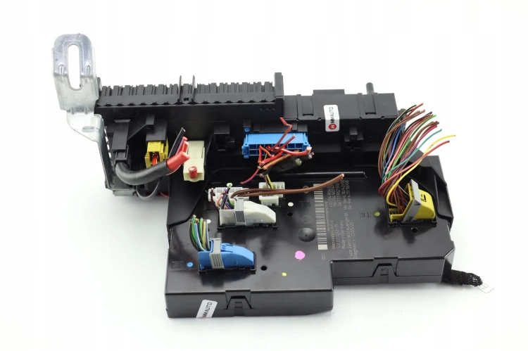 MODUŁ STEROWNIK SAM MERCEDES C W204 LIFT (2011-2014) 2.2 CDI 2049060205