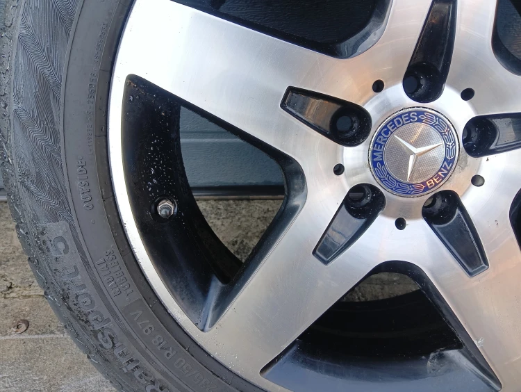 FELGA ALUMINIOWA MERCEDES GLA X156 (2013-2017) 2.2 CDI 136KM A1564010500