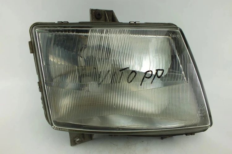 LAMPA PRAWY PRZÓD MERCEDES VITO W638 2.2 CDI