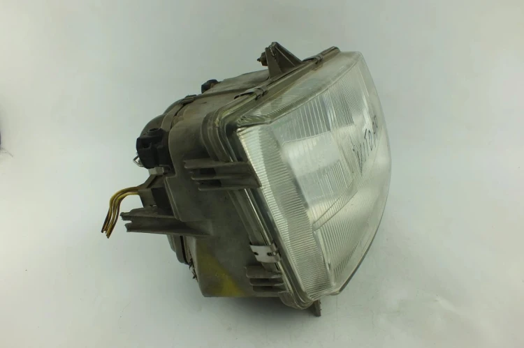 LAMPA PRAWY PRZÓD MERCEDES VITO W638 2.2 CDI