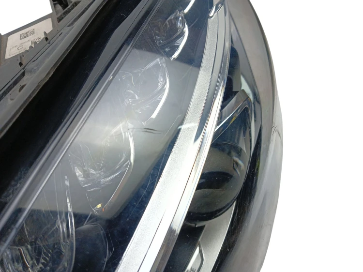LAMPA LEWY PRZÓD MERCEDES C W205 (2014-2018) 2.2 CDI 170KM A2059063903