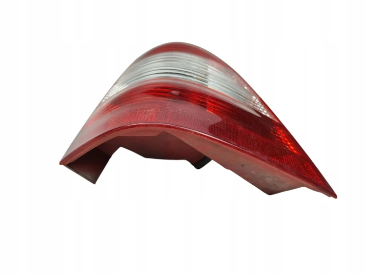 LAMPA PRAWY TYŁ MERCEDES ML W163 LIFT (2001-2005) 4.0 CDI 250KM