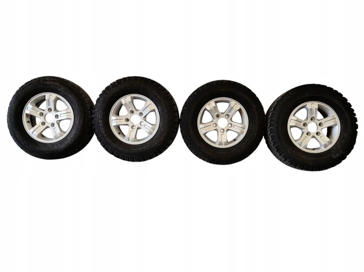 FELGI Z OPONAMI KIA SORENTO I (2002-2009) 52910-3E580
