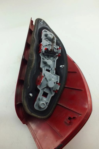 LAMPA PRAWY TYŁ MERCEDES A W169 (2004-2012) 2.0 CDI