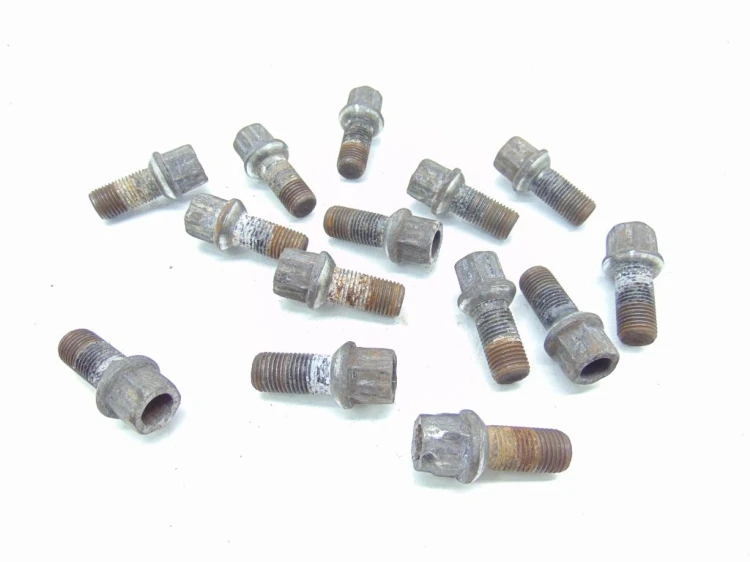 ŚRUBA FELG ALUMINIOWYCH VOLKSWAGEN EOS (2005 - 2015) 2.0 TDI